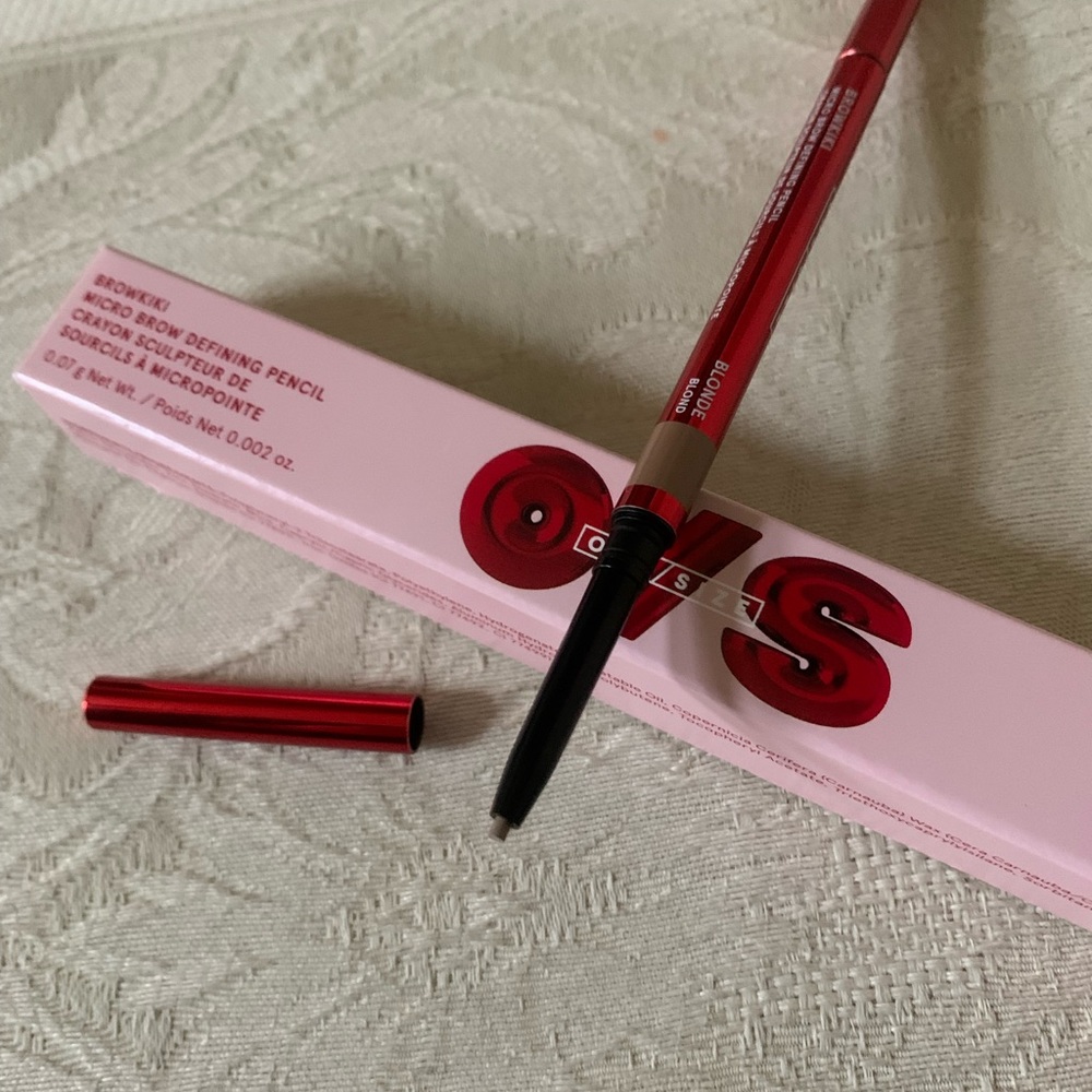 One/Size O/S Browkiki Micro Brow Defining Pencil in Blonde 01 BNIB